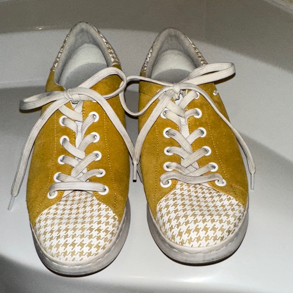 Geox Mustard and Cream Respira Low Top Women’s Trainer Sneaker Shoes Size 10 US